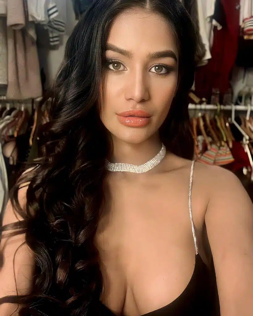 Poonam Pandey: Bollywood Star and Social Media Sensation, Passes Away at 32