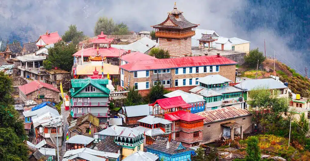 Himachal Pradesh High Court Advocates for Solid Waste Management Charge on Tourists