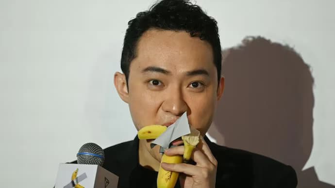 What You Should Feel Eating A Banana Worth 52 Crore